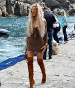 Access_Kardashian_32~0.jpg