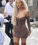 Access_Kardashian_42.jpg