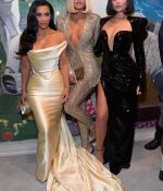 Access_Kardashian_03.jpg
