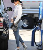 Access_Kardashian_08.jpg