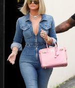 Access_Kardashian_09.jpg