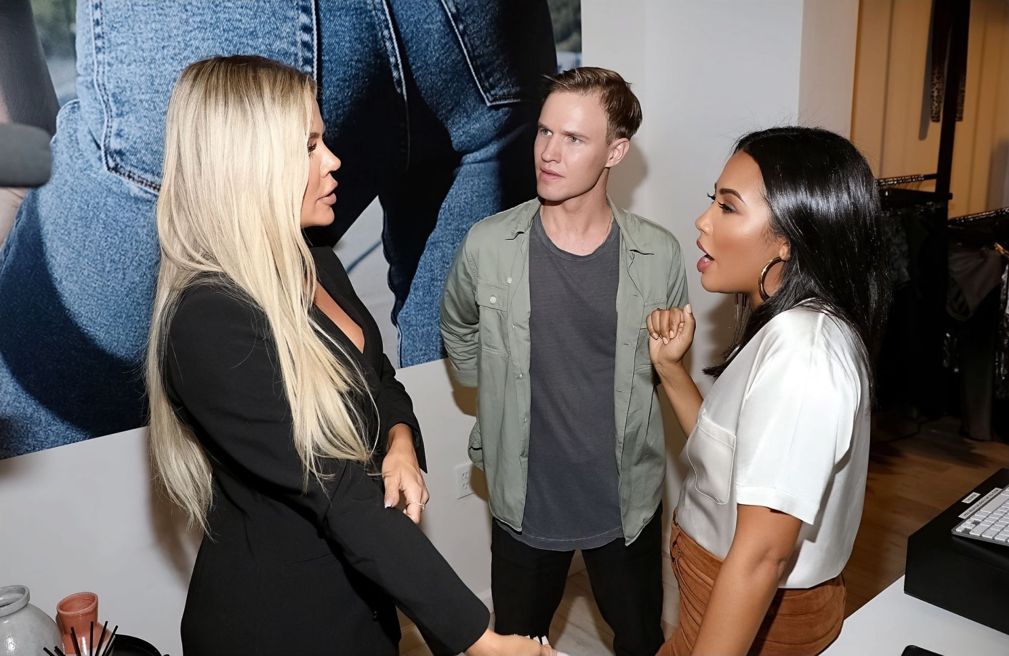 Access_Kardashian_012.jpg