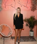 Access_Kardashian_001.jpg