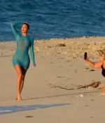 Access_Kardashian_010.jpg