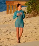 Access_Kardashian_09.jpg