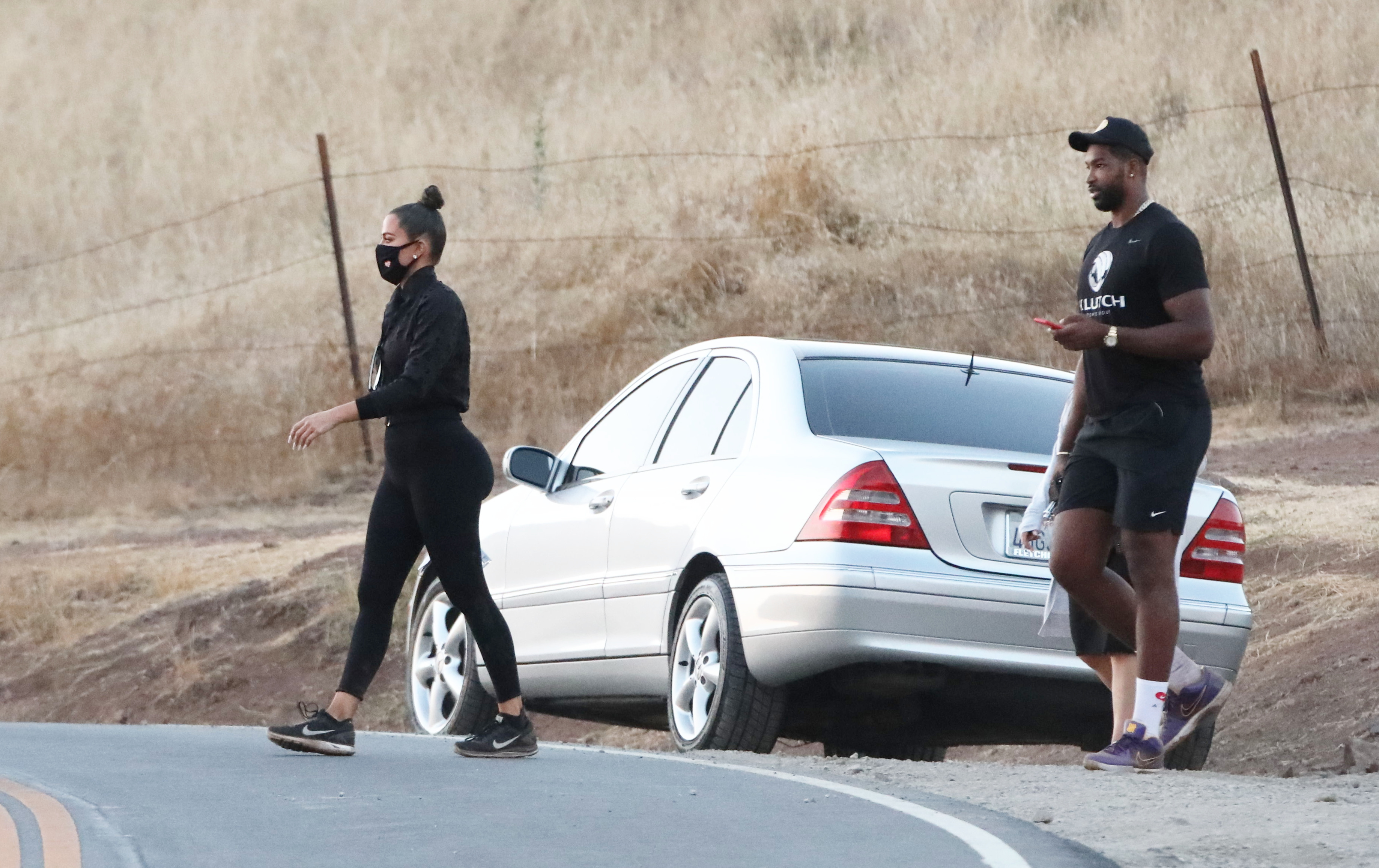 Access_Kardashian_02.jpg