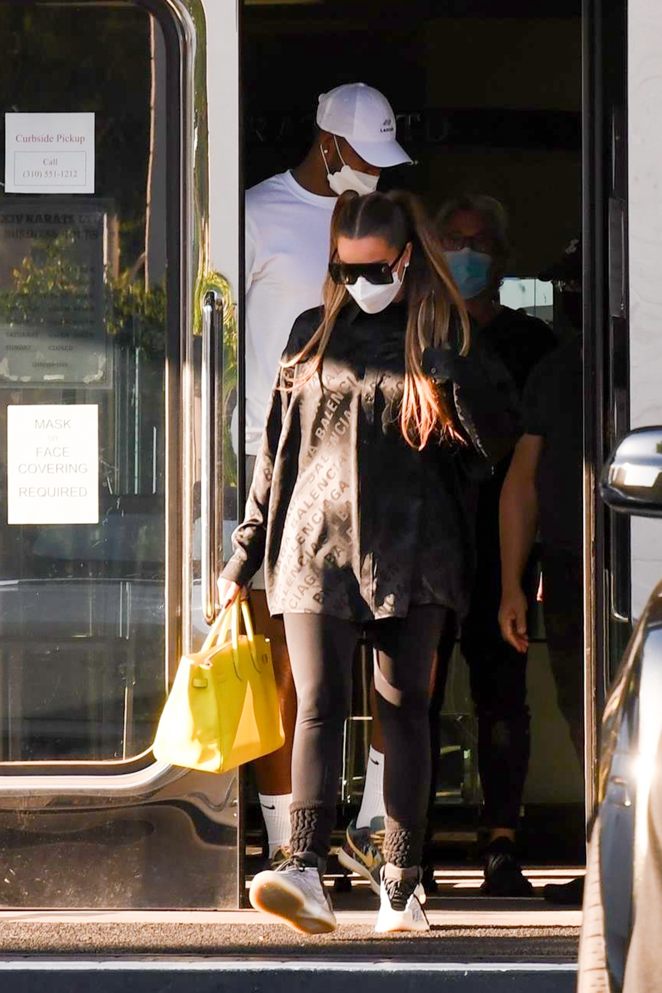 Access_Kardashian_04.jpg