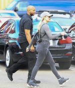 Access_Kardashian_05.jpg