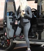 Access_Kardashian_01.jpg