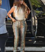 Filename=Access_Kardashian_07.jpg
Filesize=2080KiB
Dimensions=1854x2784
Date added=20.06.23 Access_Kardashian_07.jpg