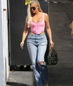 Access_Kardashian_08.jpg