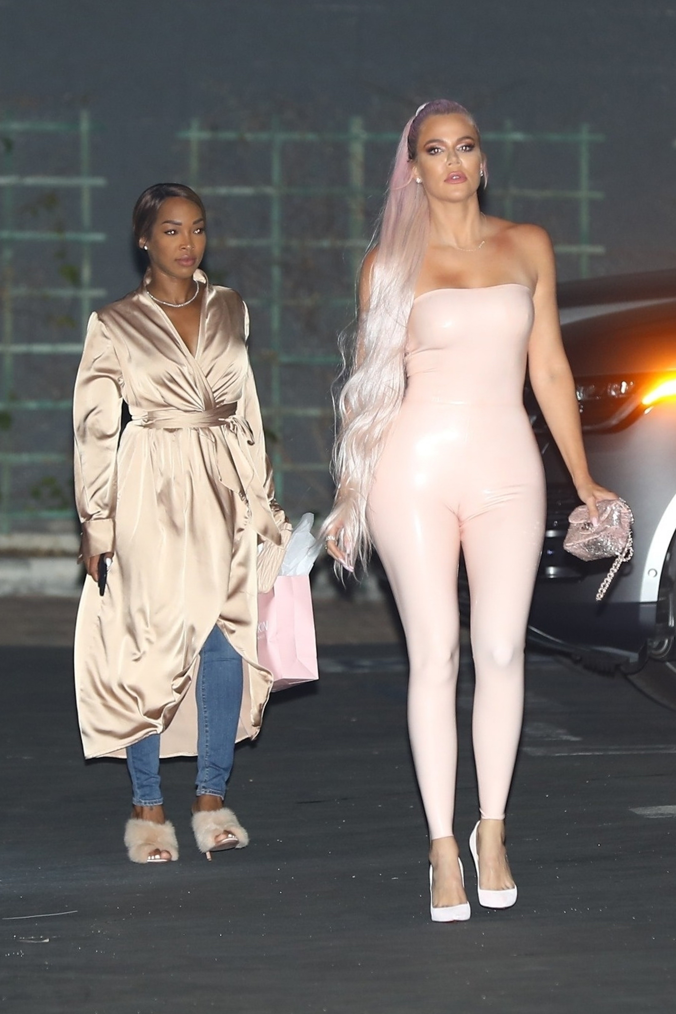 Access_Kardashian_09.jpg