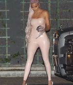Access_Kardashian_05.jpg