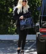 Access_Kardashian_01.jpg