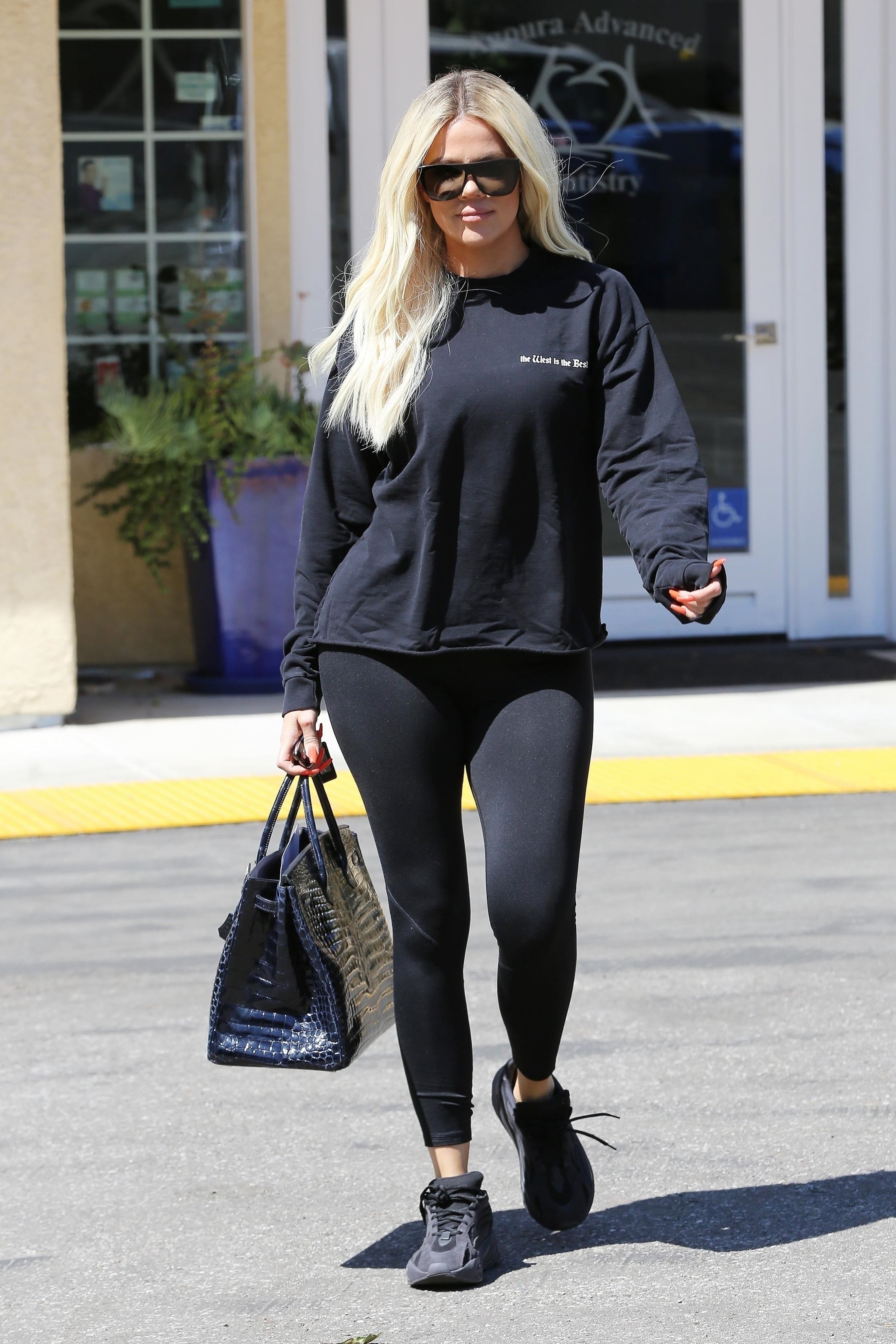 Access_Kardashian_08.jpg