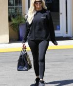 Access_Kardashian_09.jpg