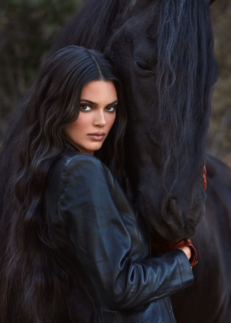 Access_Kardashian_007.jpg