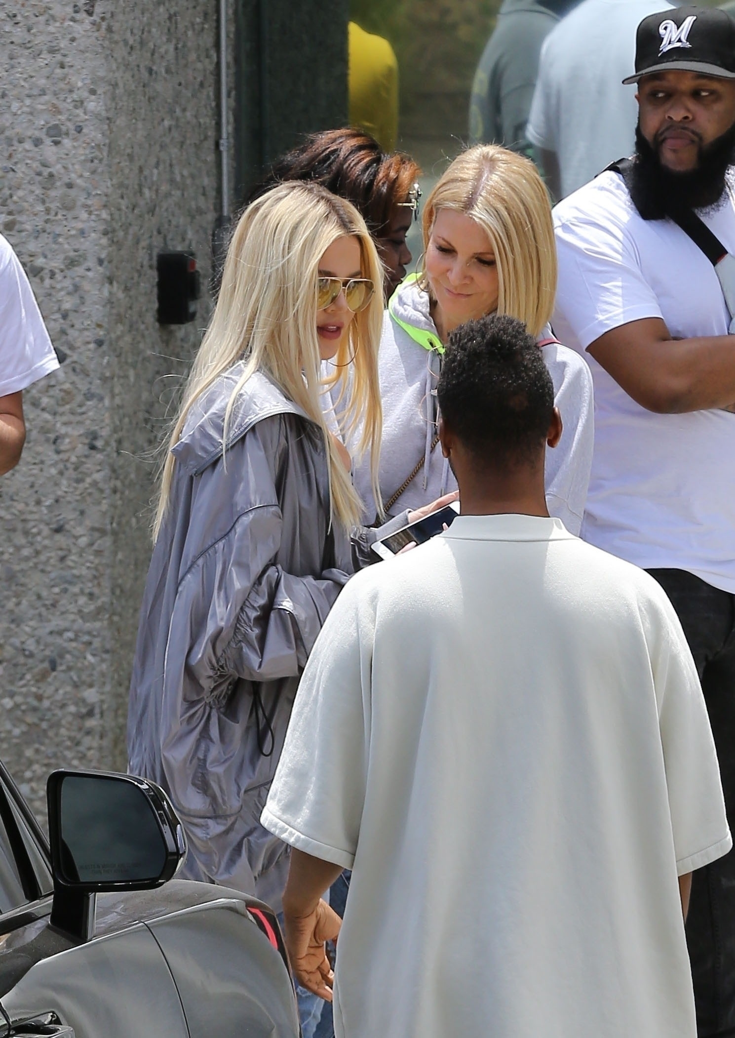 Access_Kardashian_02.jpg