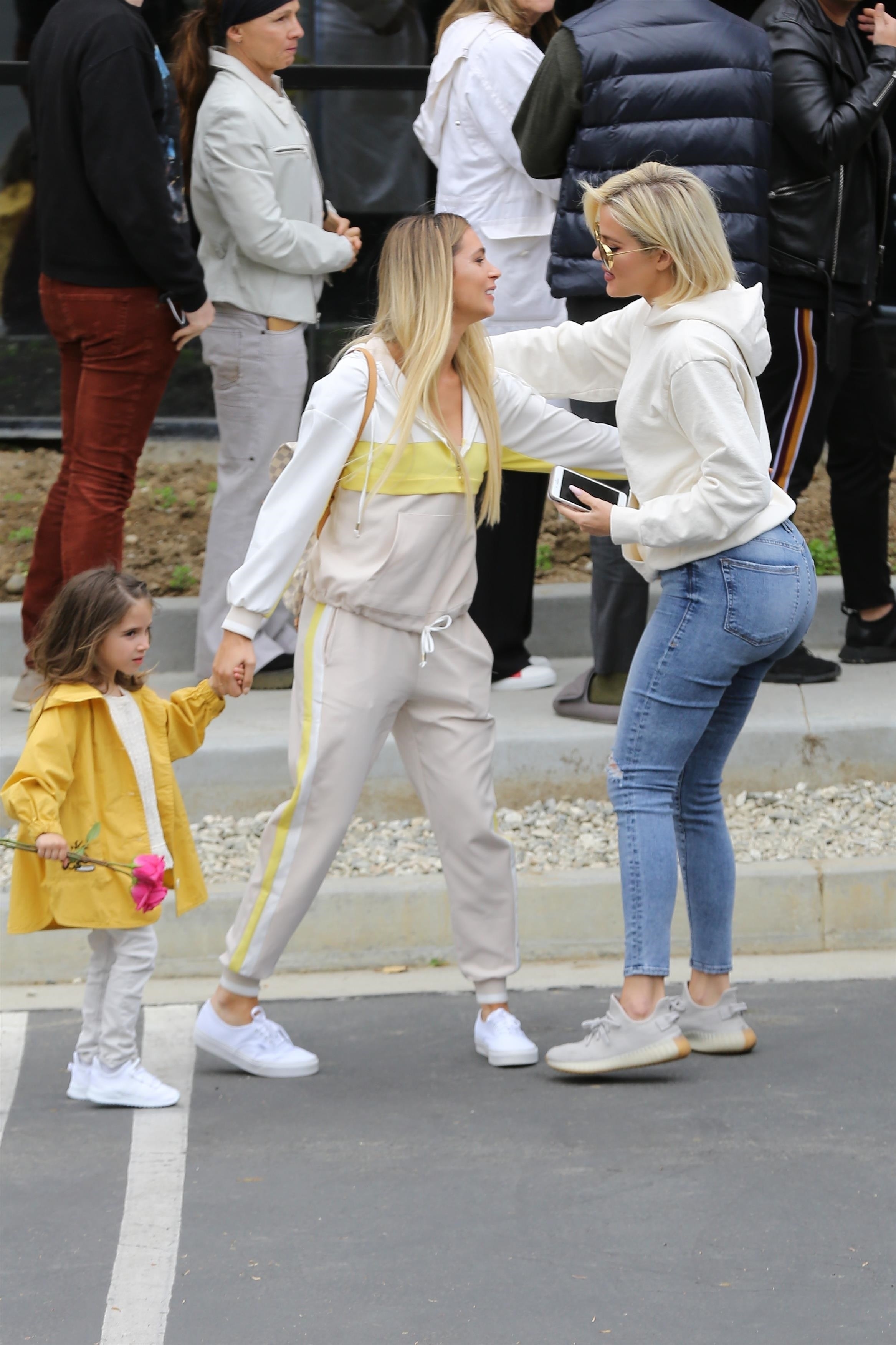 Access_Kardashian_01.jpg