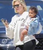 Access_Kardashian_01.jpg