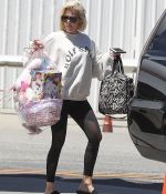 Access_Kardashian_03.jpg