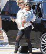 Access_Kardashian_041.jpg