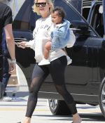 Access_Kardashian_042.jpg