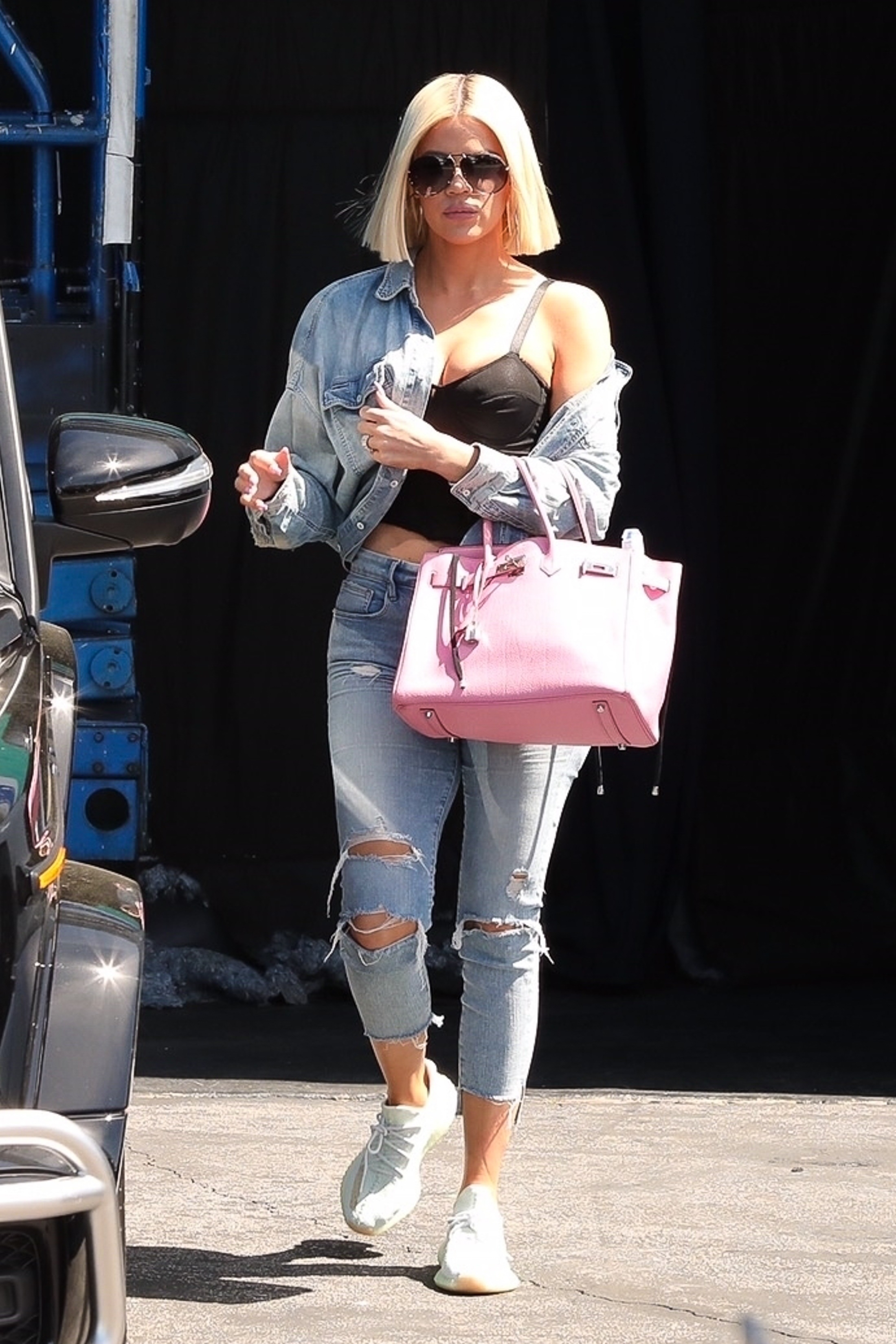 Access_Kardashian_01.jpg
