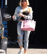 Access_Kardashian_01.jpg