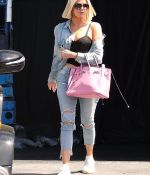 Access_Kardashian_012.jpg