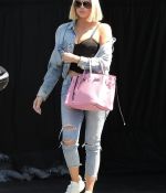 Access_Kardashian_04.jpg