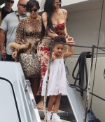 Access_Kardashian_003.jpg