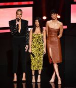 Access_Kardashian_05.jpg