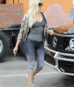 Access_Kardashian_09.jpg