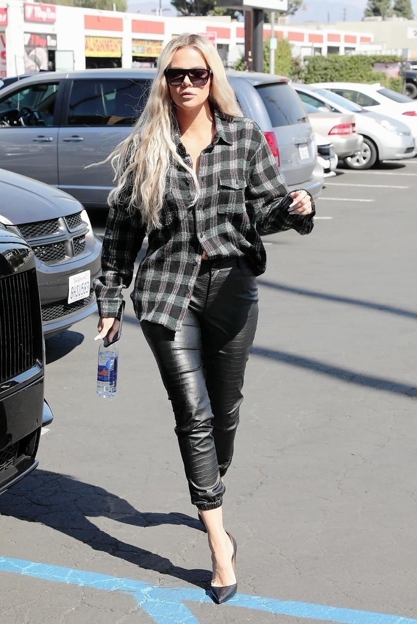 Access_Kardashian_01.jpg