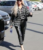 Access_Kardashian_01.jpg