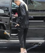 Access_Kardashian_015.jpg