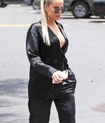 Access_Kardashian_068.jpg