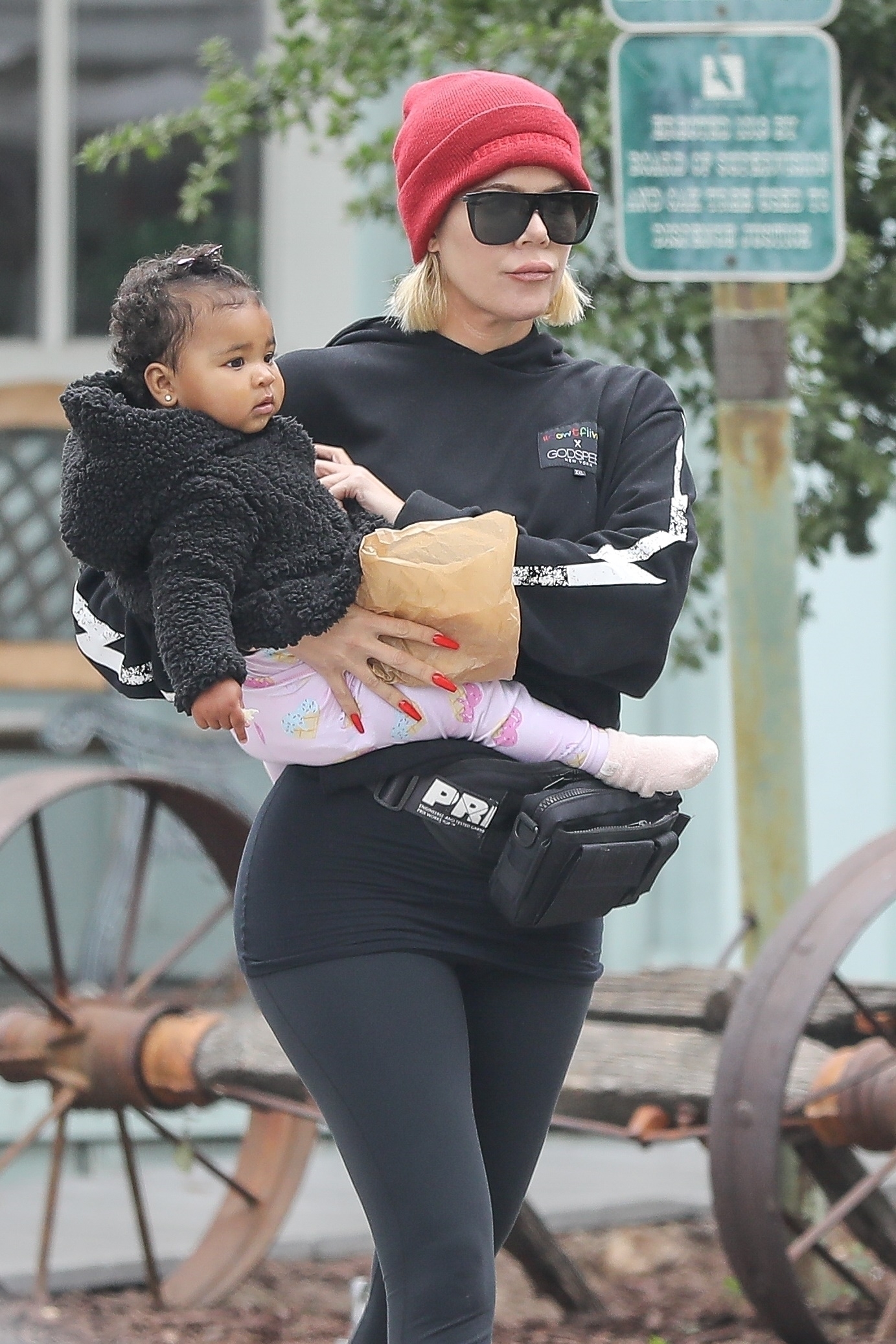 Access_Kardashian_011.jpg
