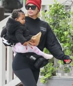 Access_Kardashian_020.jpg
