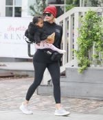 Access_Kardashian_09.jpg