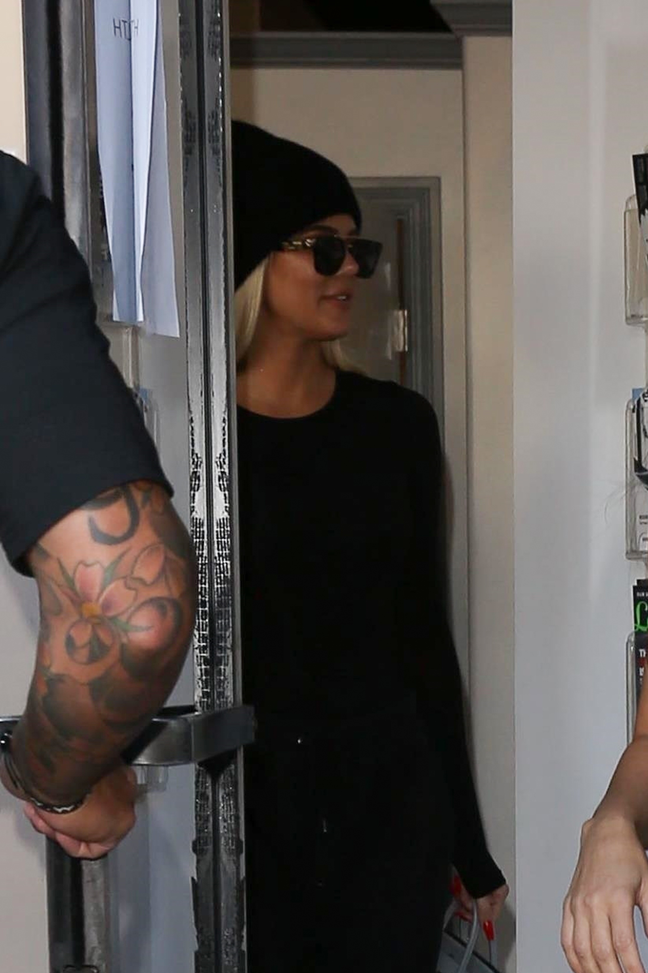 Access_Kardashian_01.jpg