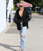 Access_Kardashian_022.jpg