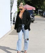 Access_Kardashian_024.jpg