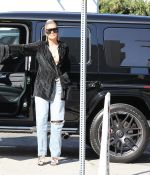 Access_Kardashian_08.jpg