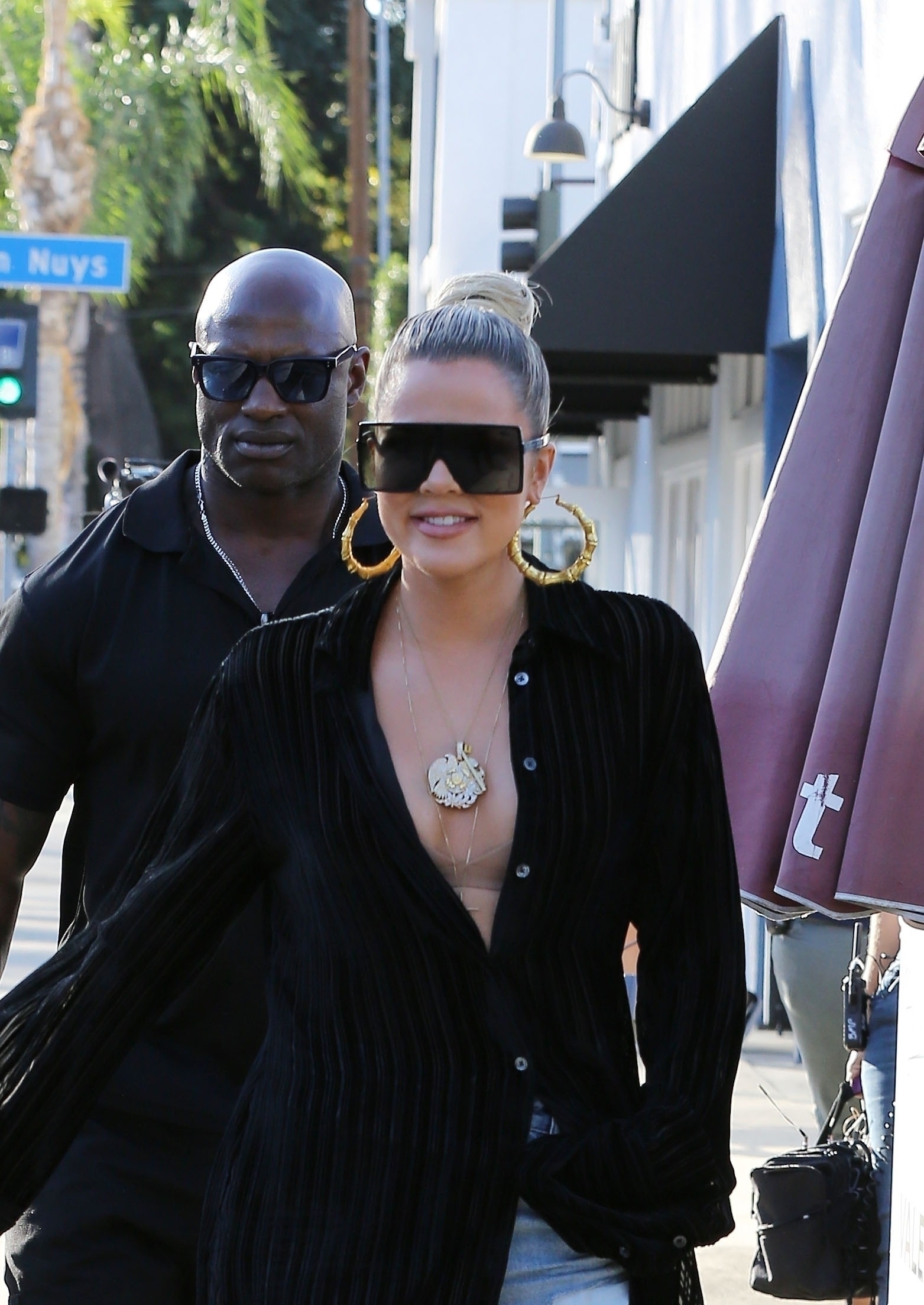 Access_Kardashian_01.jpg