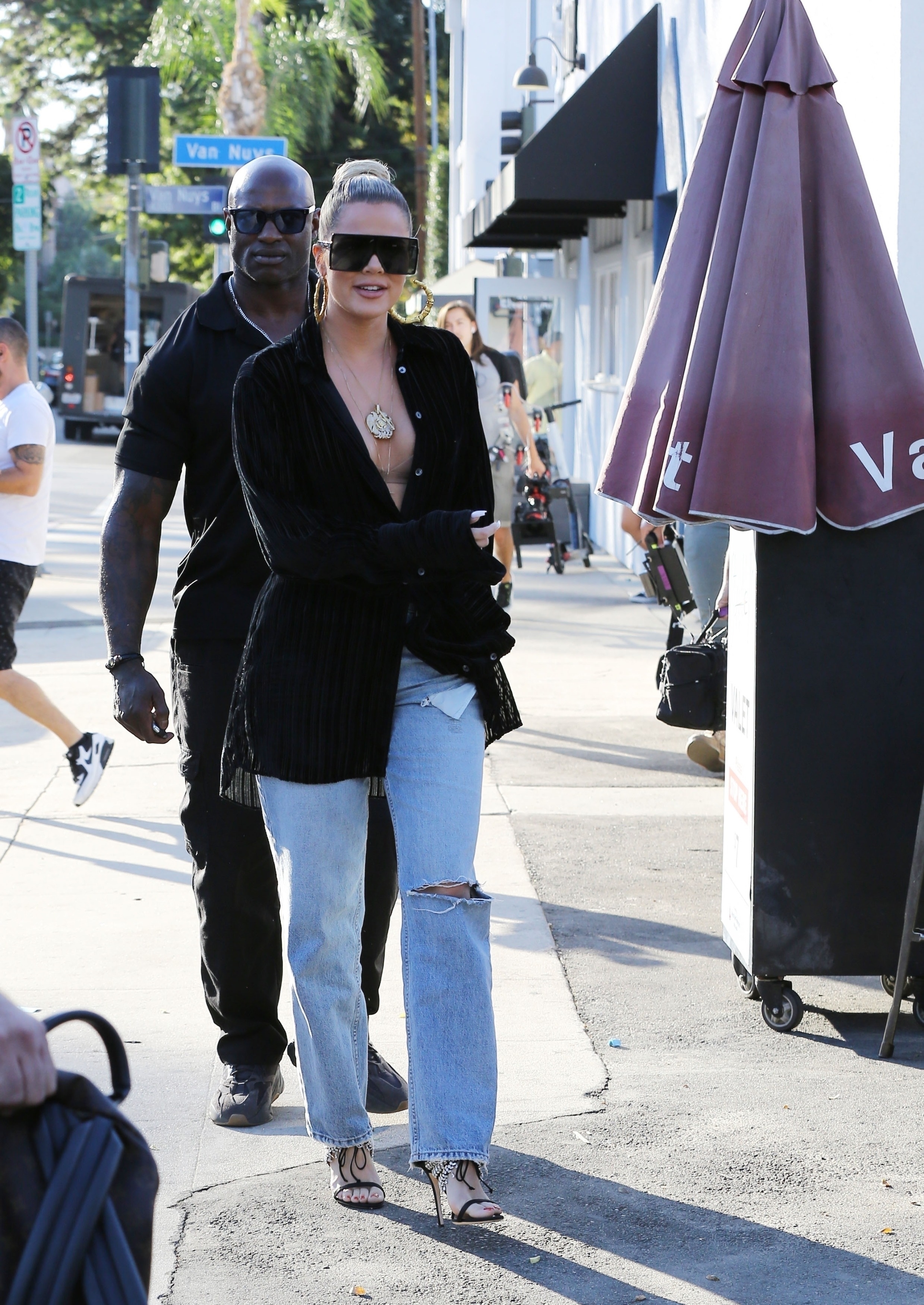 Access_Kardashian_02.jpg