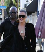 Access_Kardashian_01.jpg