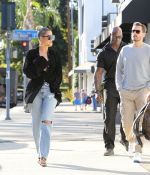 Access_Kardashian_011.jpg