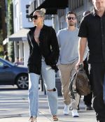 Access_Kardashian_08.jpg